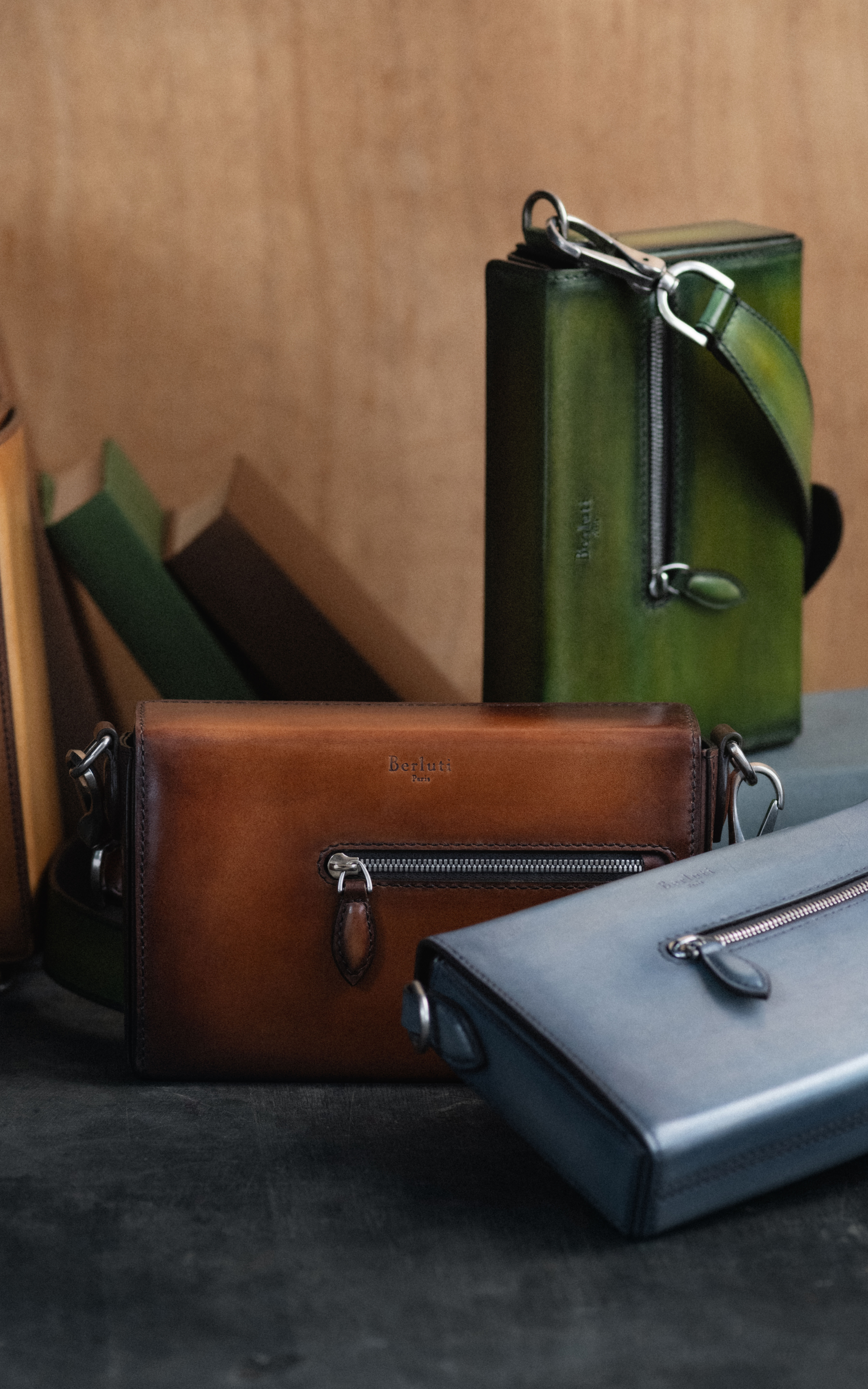 バッグ・レザーグッズ 紳士用 | ベルルッティ JP