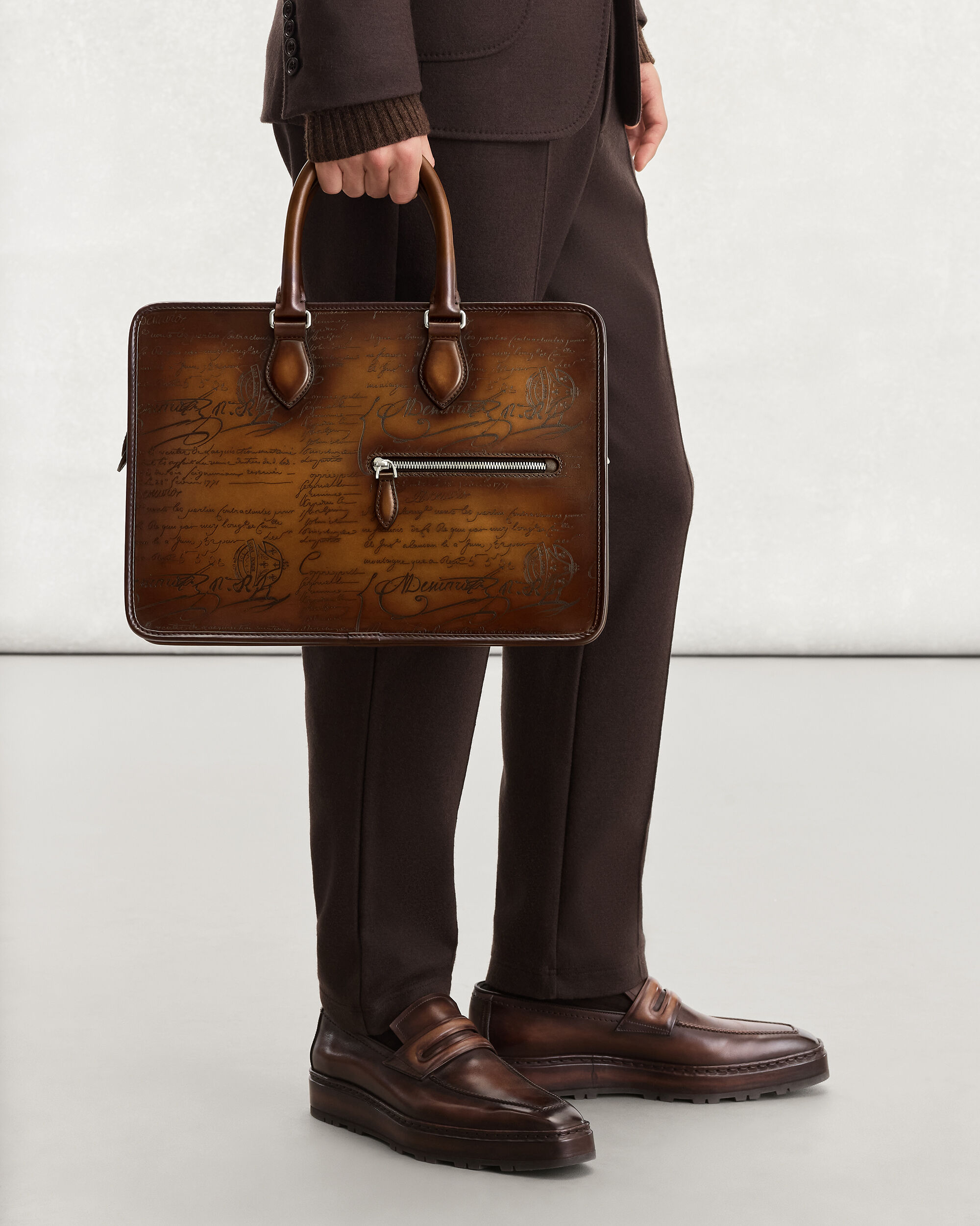 アンジュール ミニ ブリーフケース | ベルルッティ JP