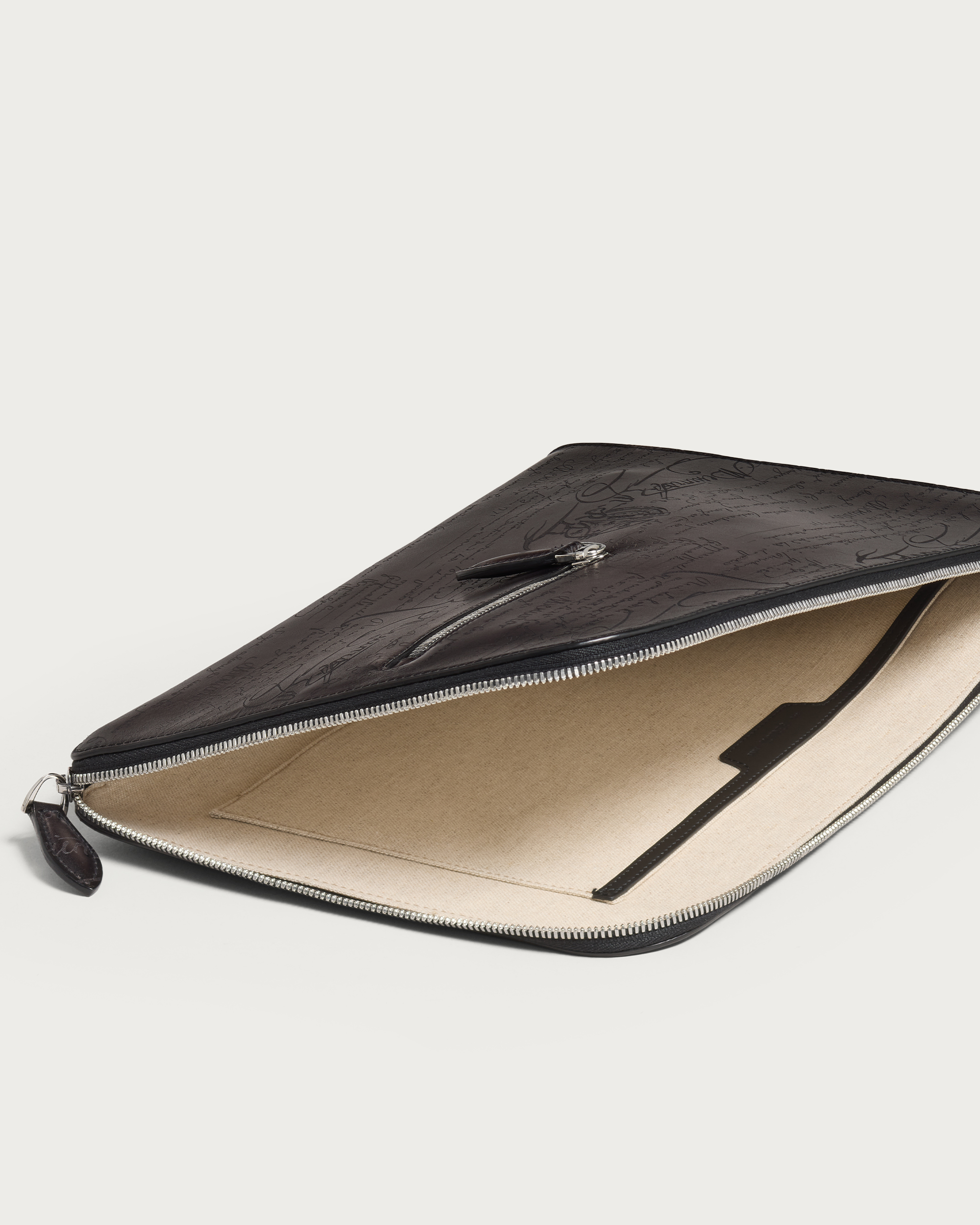 ニノ TGM クラッチ | ベルルッティ JP