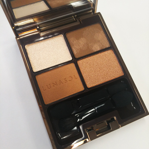 クリスマスコフレ2017】ルナソルは今年も即完売必至のパーティコフレ