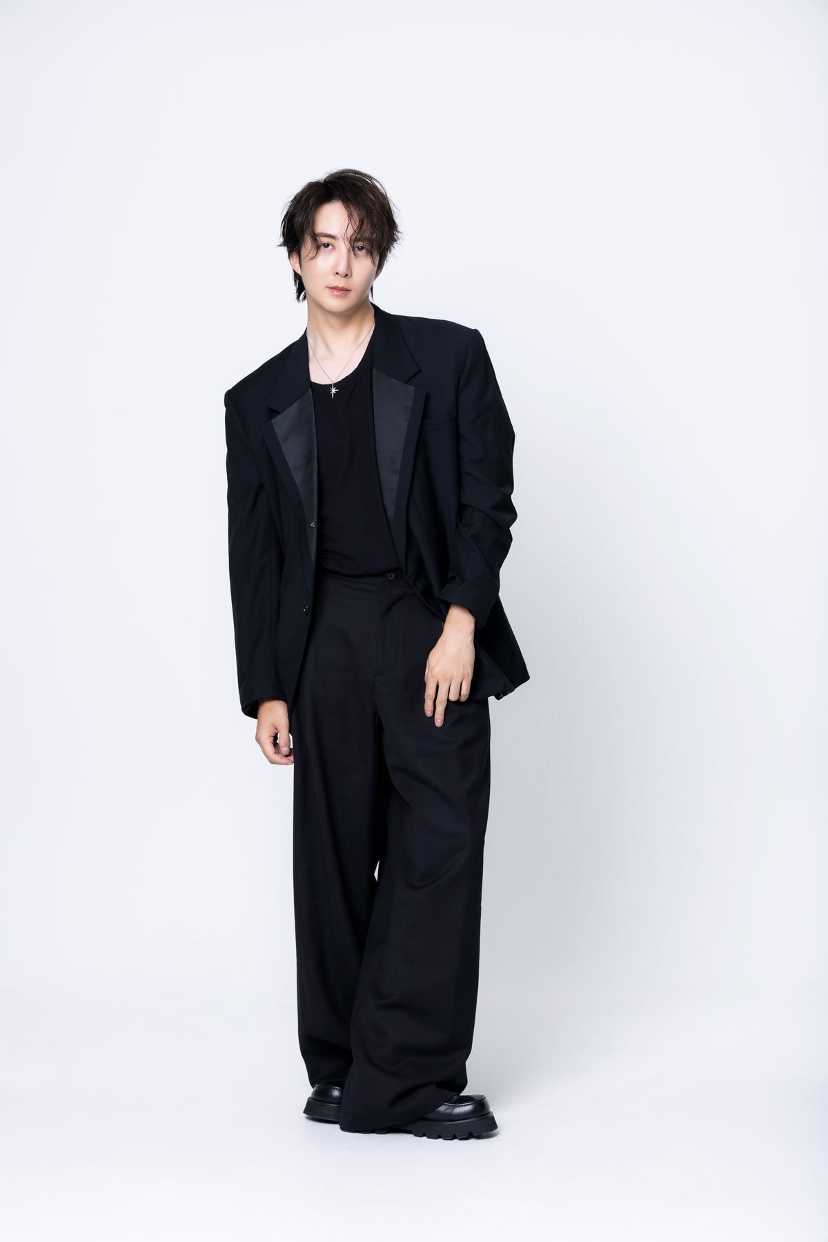 SS501キム・ヒョンジュン（マンネ）さん、デビューから20周年でも