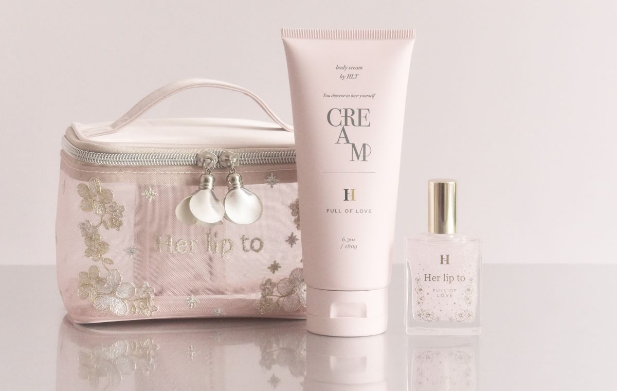 Her lip to BEAUTY×クリスマスコフレ2025】愛に満たされる限定の香り