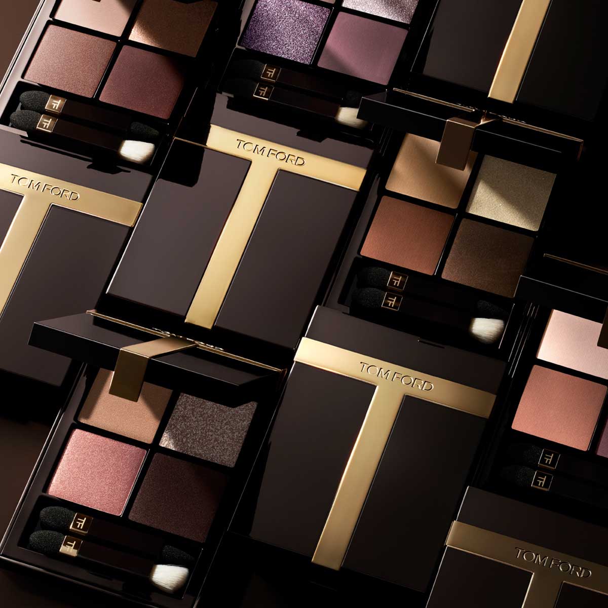 トム フォード アイ カラー クォード】進化したアイシャドウパレットを
