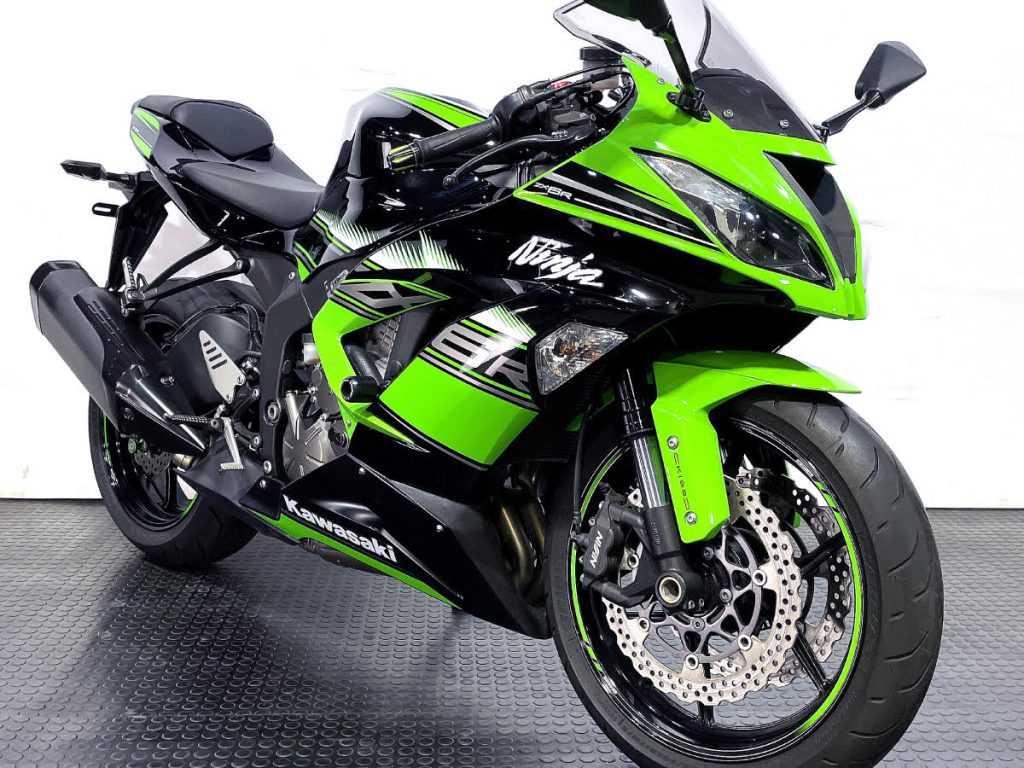 KAWASAKI NINJA ZX-6R ABS KRT Edition 逆車 東南アジア仕様 ブライト正規