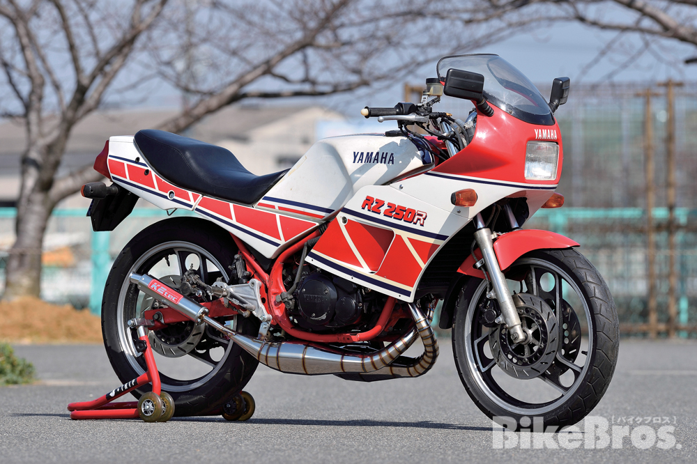 見た目の美しさもさながら、ストリートで気持ちよく乗れるケイツー