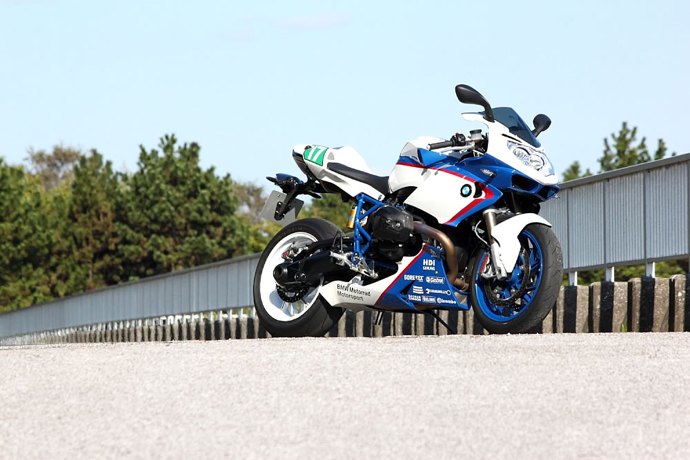 BMW Motorrad HP2 Sport Limited Edition – レーサースペックの装備に
