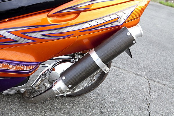 スズキ スカイウェイブ プロが造るカスタム ビッグスクーターなら