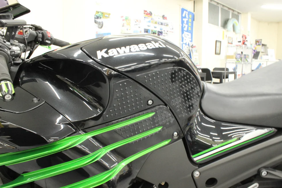 カワサキ ZX-14R 北米仕様 フェンダーレス ETC USB エンジンスライダー