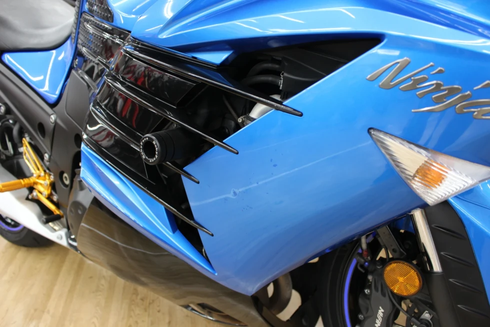 カワサキ ZX-14R ABS 2012モデル ベビーフェイスバックステップ