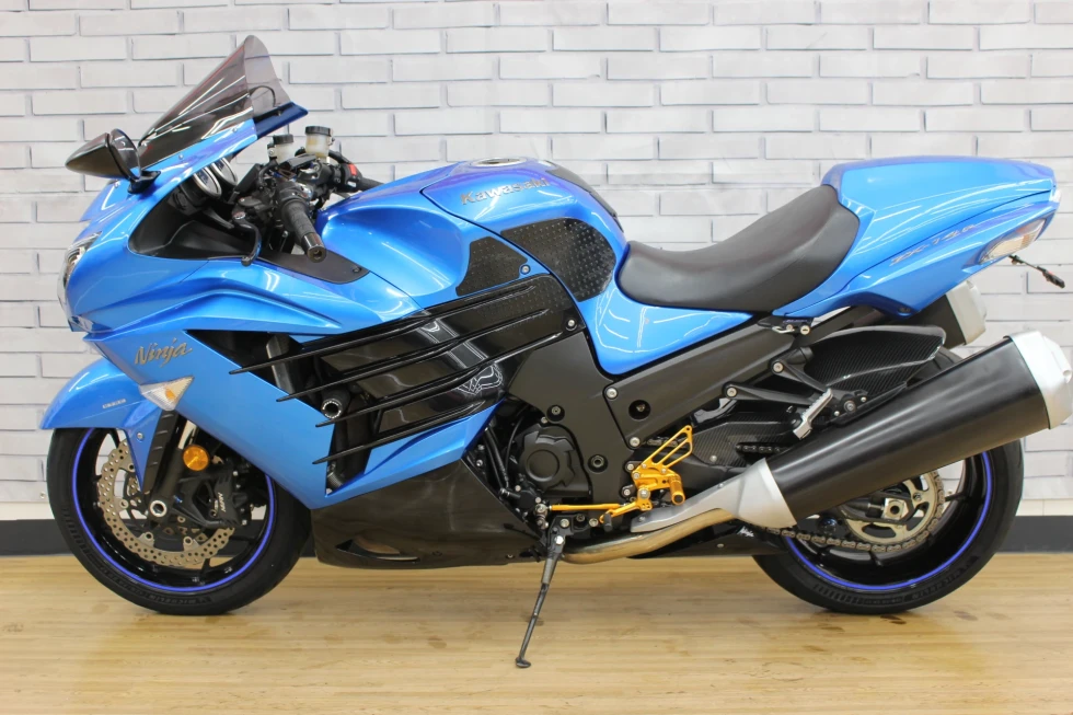 aページ 納期最短（11月中旬以降） カワサキ Ninja ZX－14R ABS