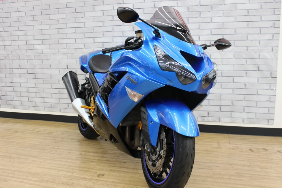 カワサキ ZX-14R ABS 2012モデル ベビーフェイスバックステップ