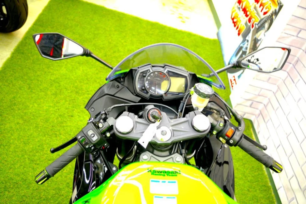 カワサキ ZX-6R ABS 走行8187キロ！KRT Edition！の詳細 | 中古・新車