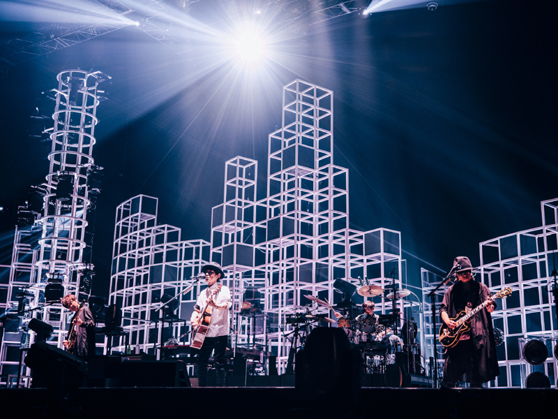 スピッツ【SPITZ JAMBOREE TOUR 2021 “NEW MIKKE”】開幕＜オフィシャル