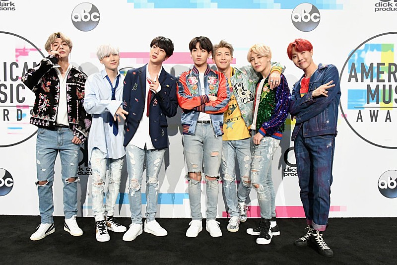 BTS (防弾少年団)、マテル社とコラボした公式ドール・コレクションが