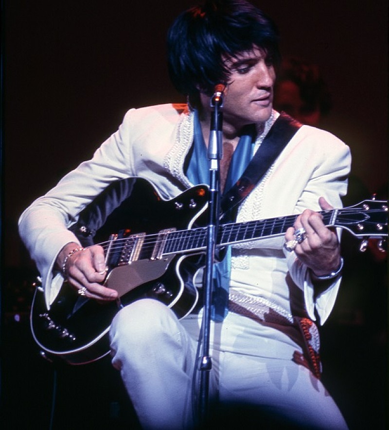 エルヴィス・プレスリーの転換点、1969年の公演を収めた50周年記念