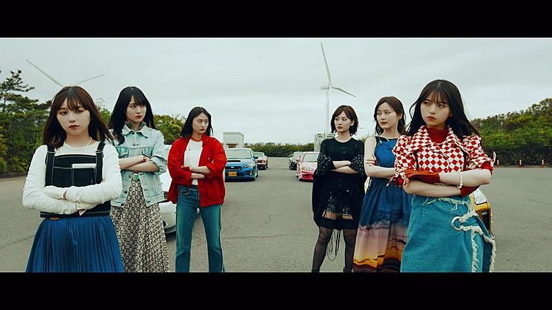 乃木坂46、新曲「ごめんねFingers crossed」MV公開 トータル1億円の車