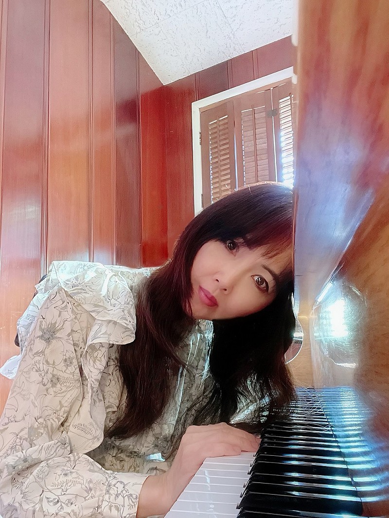 飯島真理、デビュー40周年を記念した初のオール・タイム・ベストを