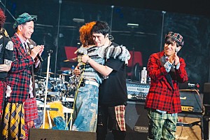 SOPHIA×SIAM SHADEメンバーによる＜SIAM SOPHIA＞SPライブに8,000人が