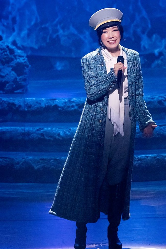 松任谷由実、40枚目のオリジナルアルバム『Wormhole / Yumi AraI