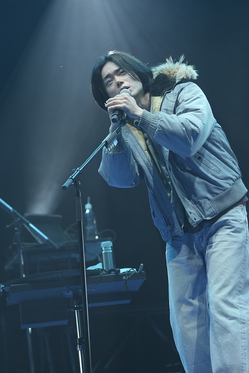 ライブレポート＞菅田将暉、サークルの中から研ぎ澄まされた“五感”を