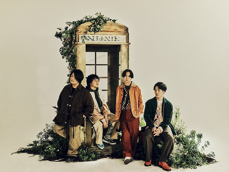 マカロニえんぴつのサイン入りTシャツが当たる、新曲「静かな海