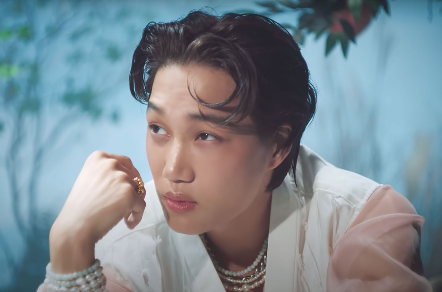 Peaches' by EXO's KAI Tops 24-Hour Real-Time Hot Trending Songs Chart