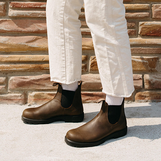 Rustic Black Premium Leather Chelsea Boots, Men's Lug 2238