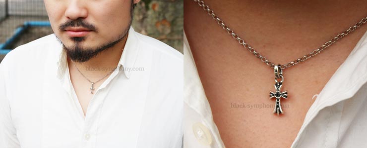 クロムハーツCHクロスベビーファットチャームwithパヴェブラック