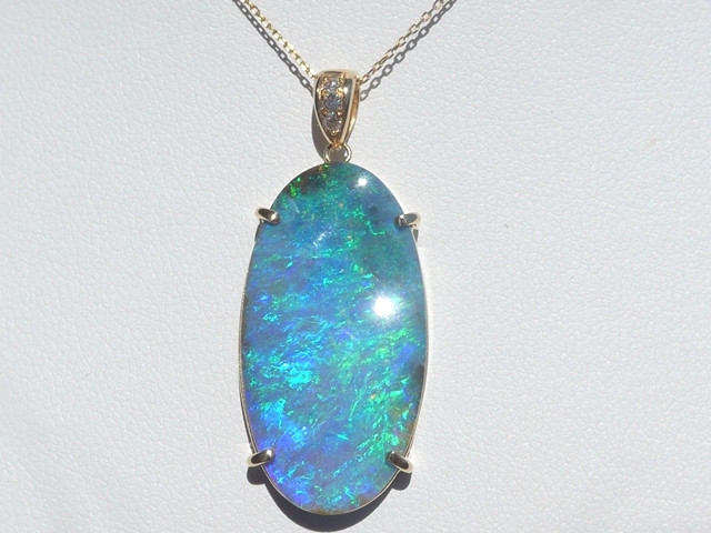 ボルダーオパールペンダント｜オーストラリア産オパール｜オパール