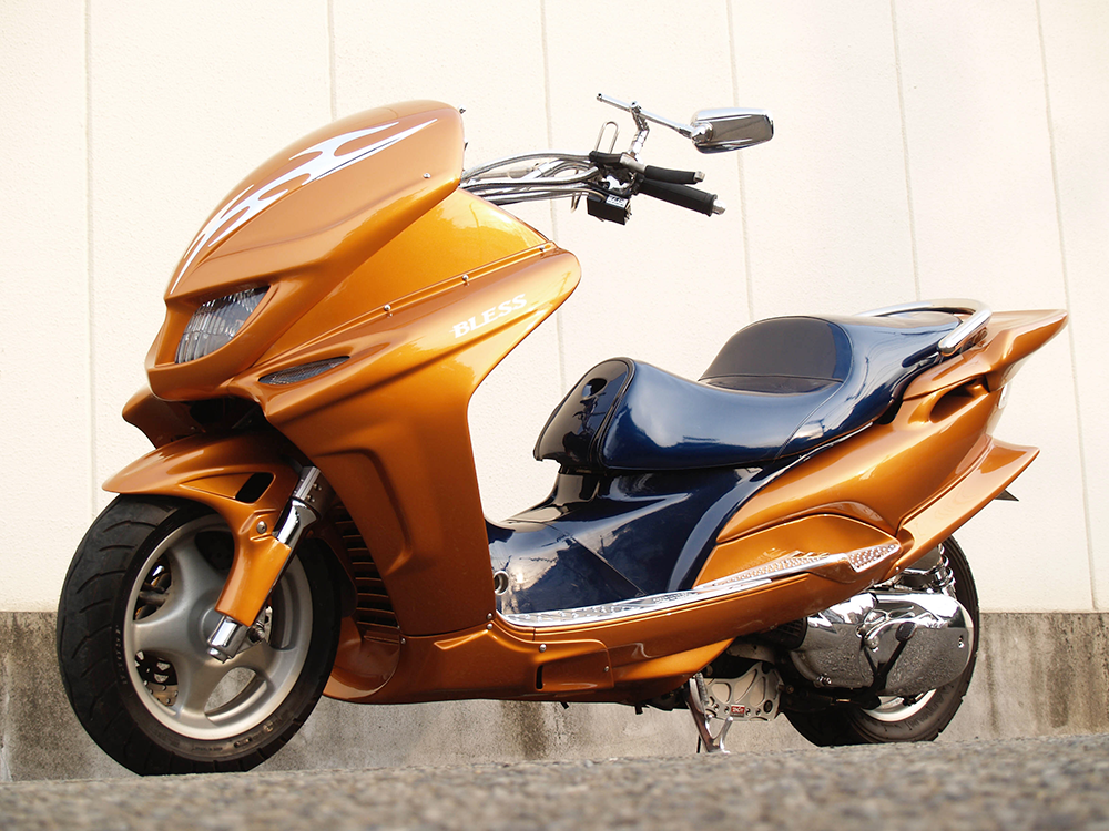 マジェスティ125｜BLESS CREATION｜エアロパーツ、カスタムパーツの