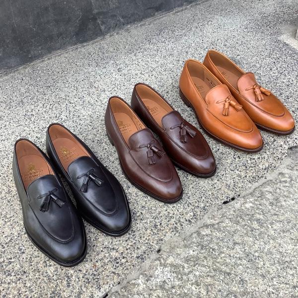 クロケット＆ジョーンズ 最新トレンドをご紹介！！フランスの風を