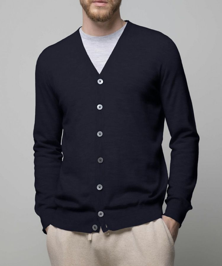 ジョンストンズ オブ エルガンのこだわりのニットウェアとイベントのご