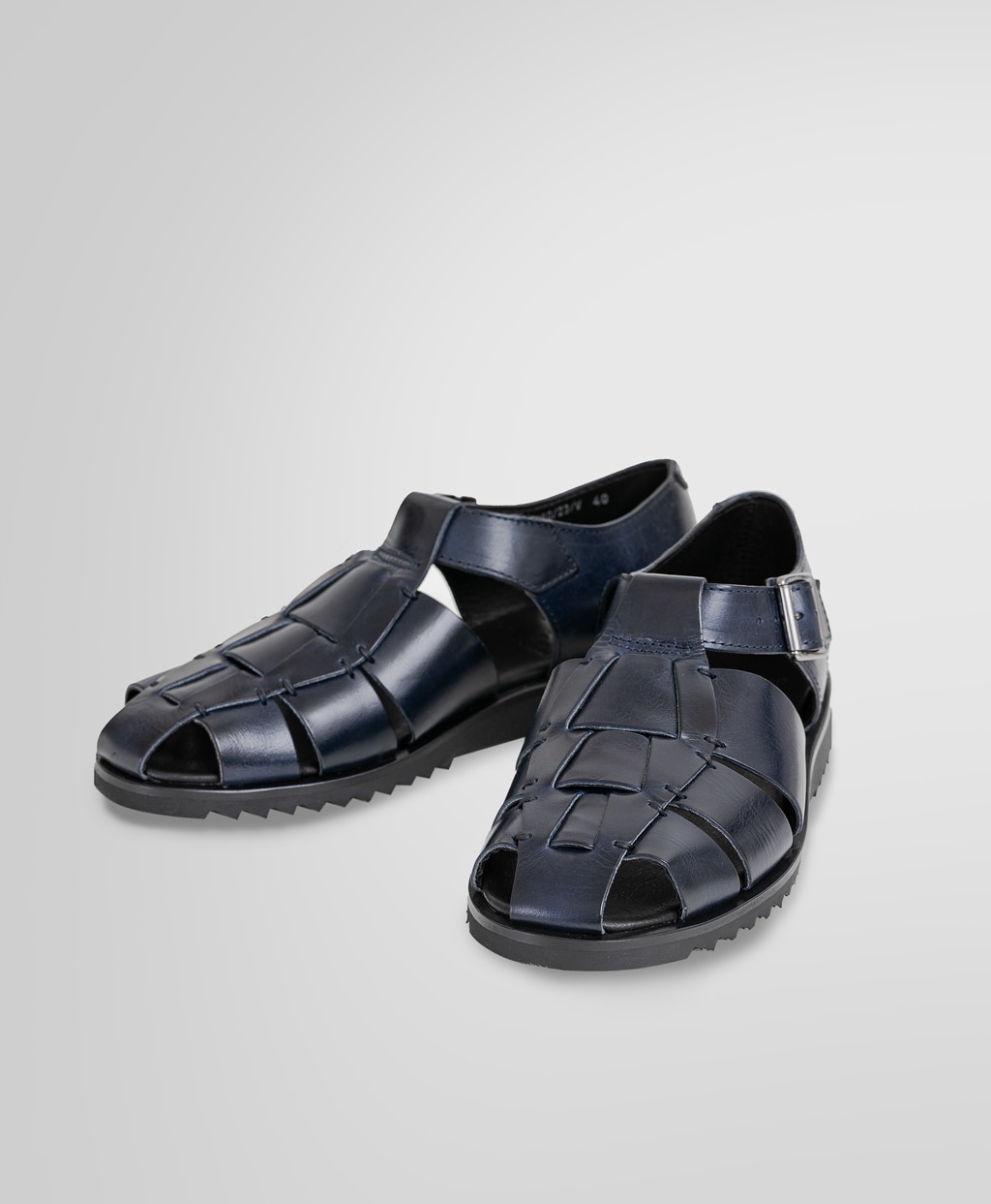 Brooks Brothers × Paraboot カウレザー パシフィック グルカサンダル