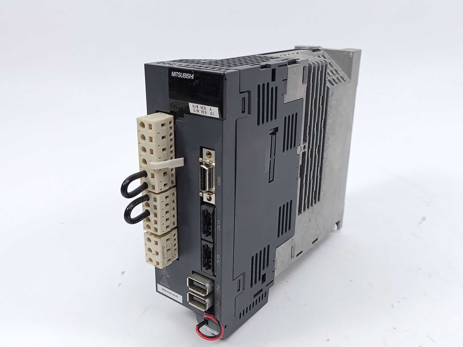 Mitsubishi MDS-D-SVJ3-07 Servo Drive Unit 0.7kW – Buy2Sell ApS