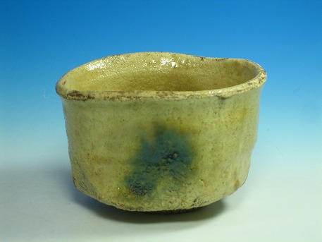 黄瀬戸ぐい呑｜作家名：西岡 悠｜文錦堂 | 文錦堂