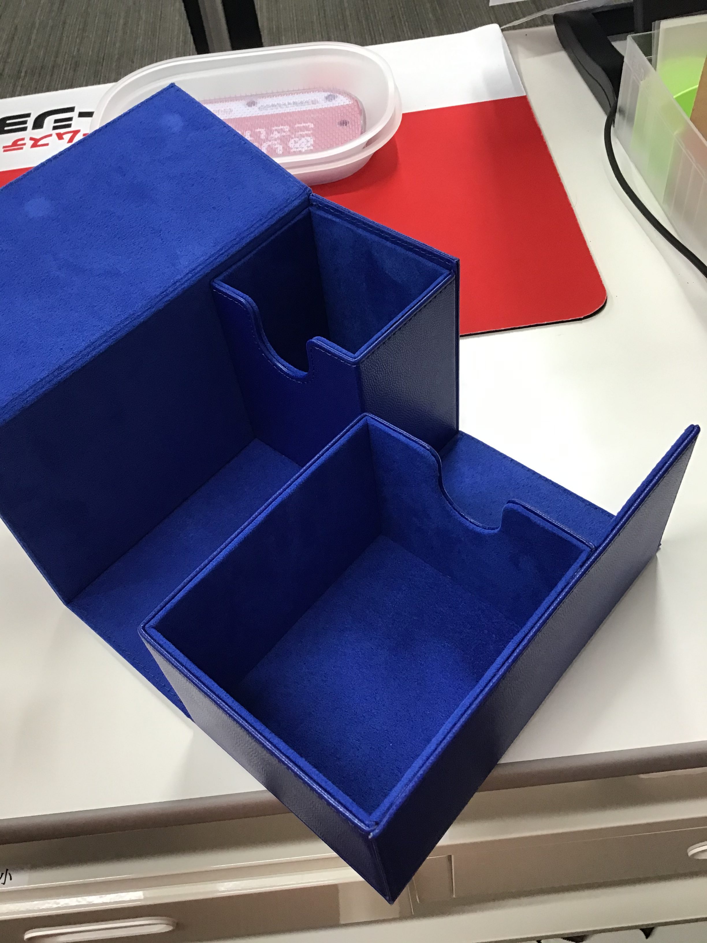 遊戯王】限定商品！「ストレージボックスDX 竜の紋章」の魅力を紹介