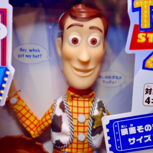 トイストーリー4 リアルサイズトーキングフィギュア ウッディ
