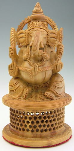 ガネーシャ神像（白檀の木彫り）