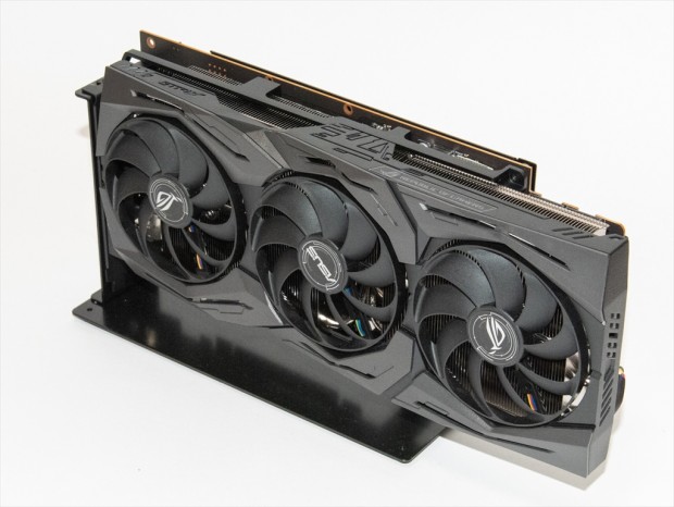 ASUSのRX 5700 XT搭載ハイエンドカード「ROG-STRIX-RX5700XT-O8G