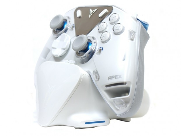 FLYDIGI、ワイヤレスゲームコントローラ用充電ドックと交換用