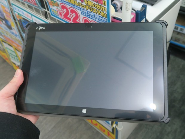 年始にアキバで数百台が売れた、税込2,020円のジャンクWindows 10タブ