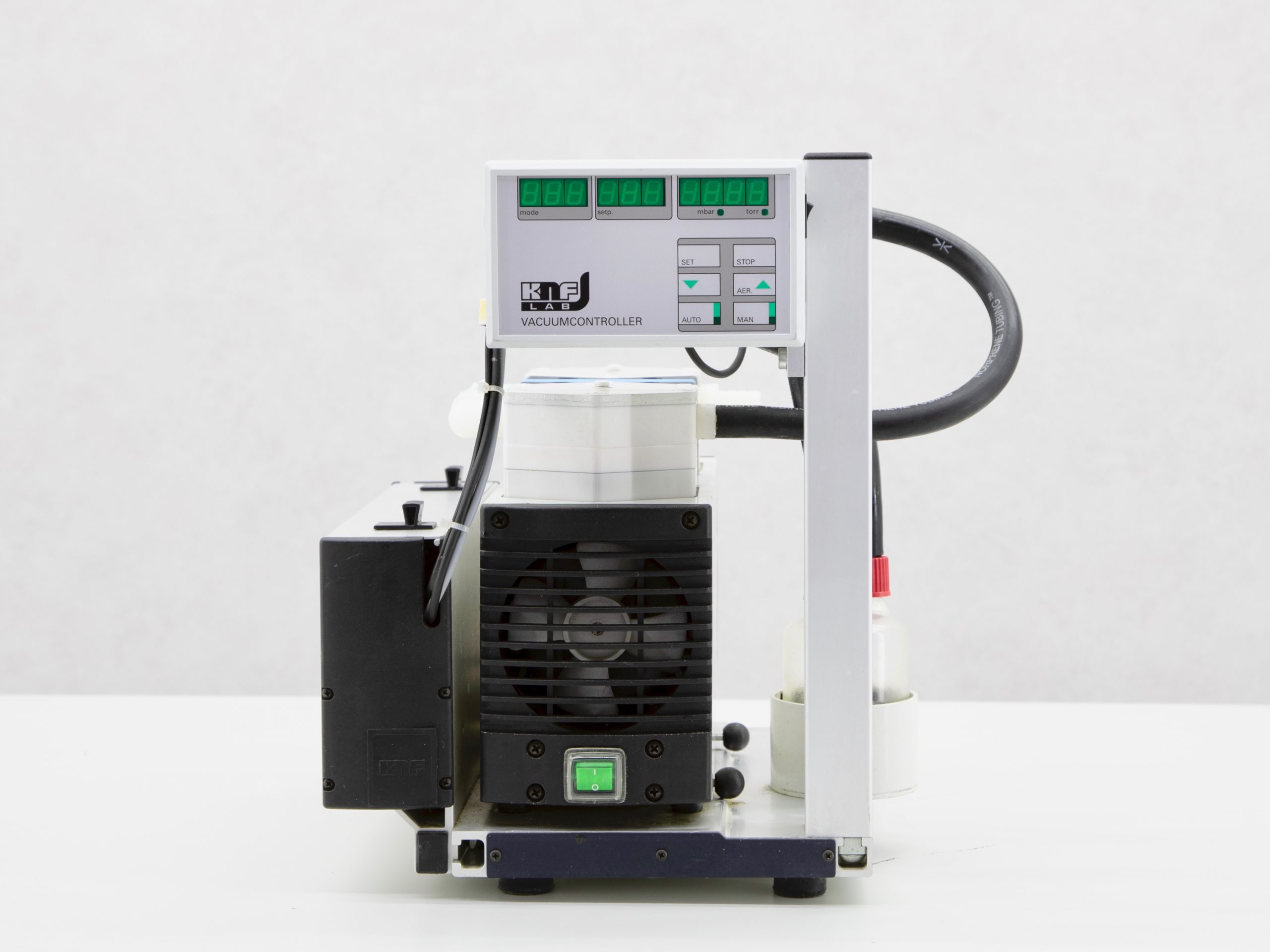 KNF Neuberger NSE800 Vacuum pump - Gemini BV