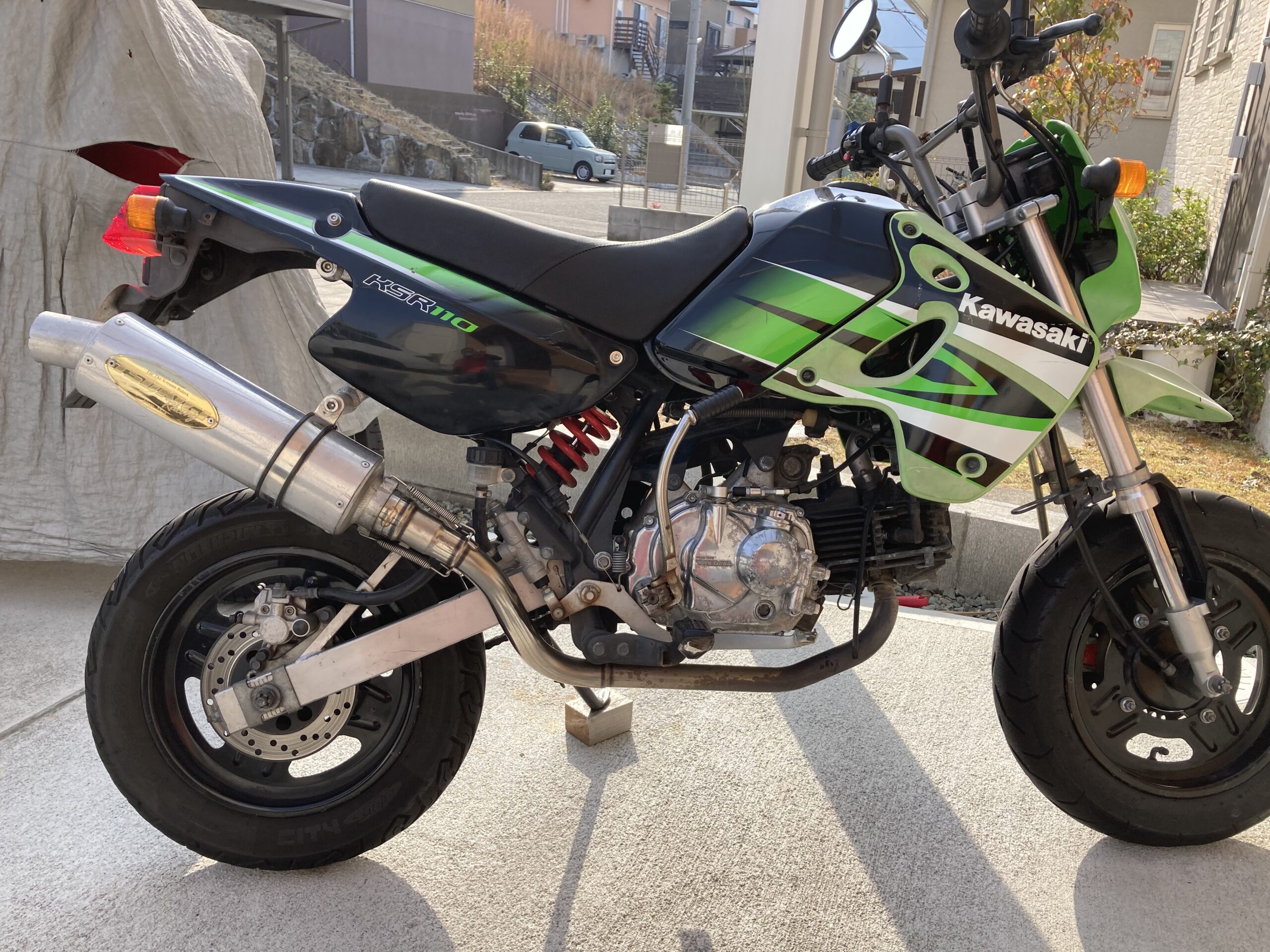 KSR110ツキギマフラーに交換！高性能に期待し導入。果たしておすすめ