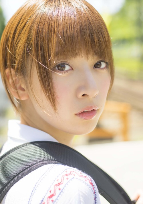 特典生写真①を公開しました！｜乃木坂46 橋本奈々未ファースト写真集