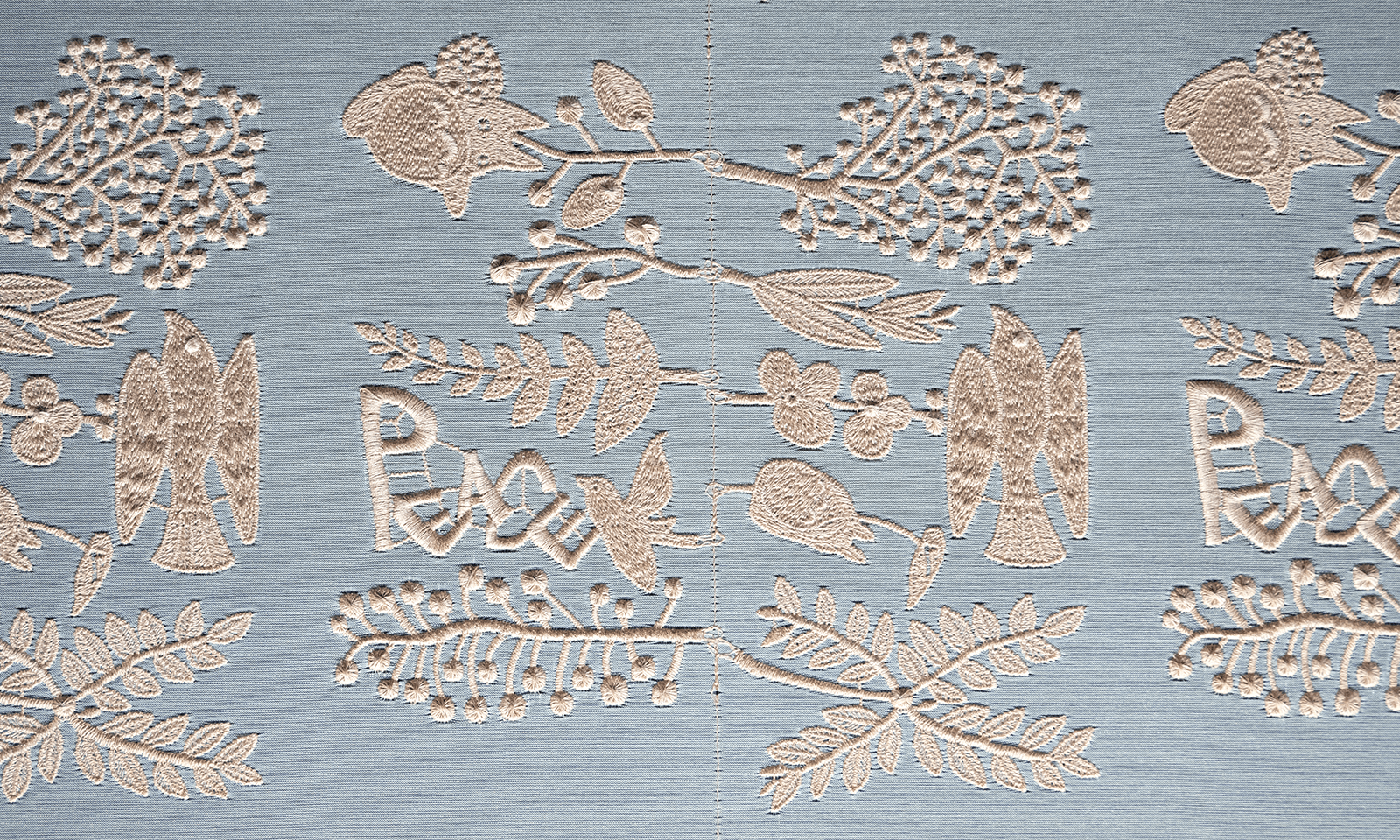 トトロと森の住人たちby minä perhonen - 三鷹の森ジブリ美術館