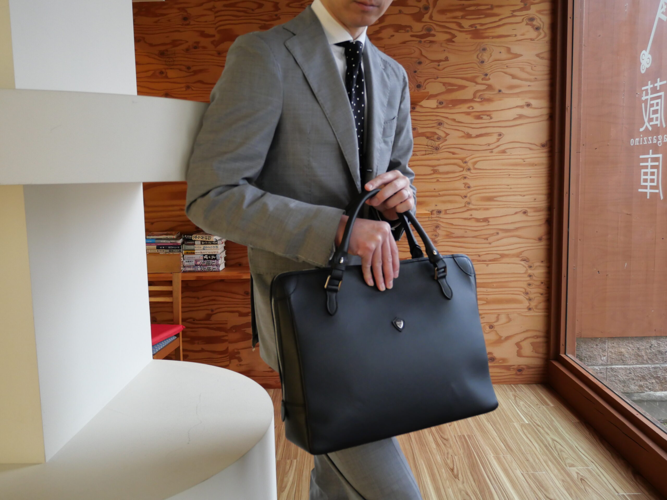 こんな時期は、洋服以外のアイテムを充実させるのはいかがでしょう