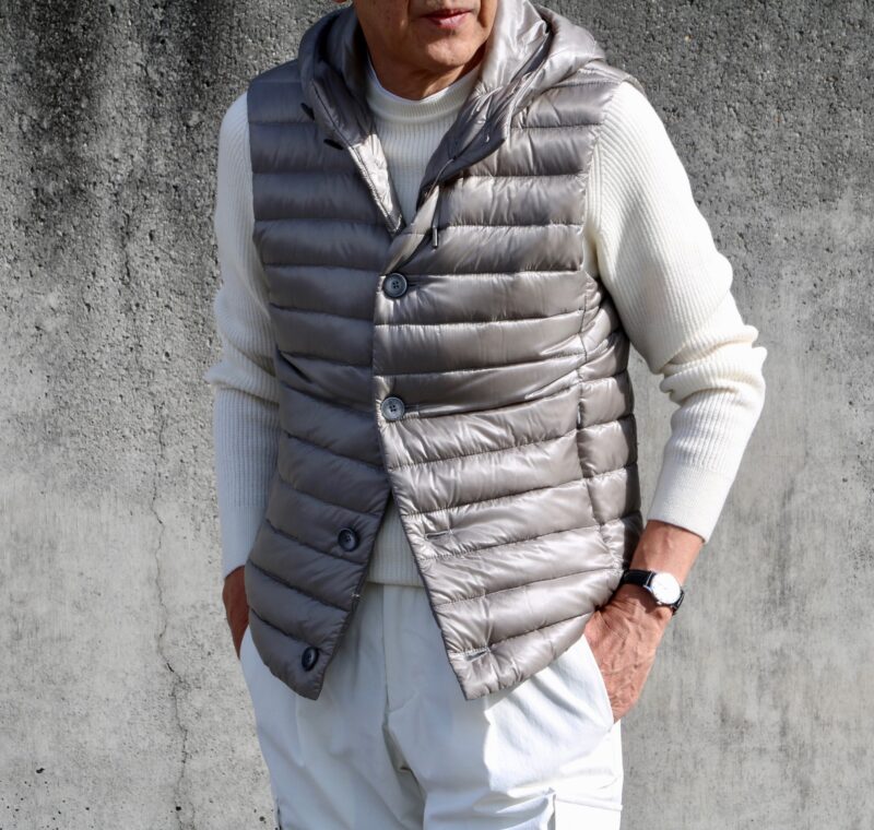 旅を快適にする【HERNO/ヘルノ】の「Resort」コレクション。トータルで