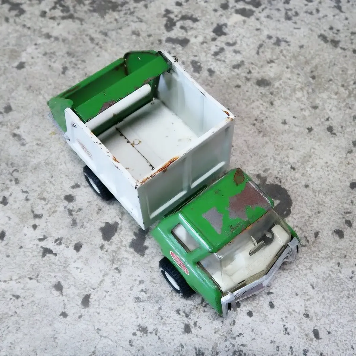 TONKA TOYS トラック ビンテージ ミニカー ｜ glow ANTIQUES