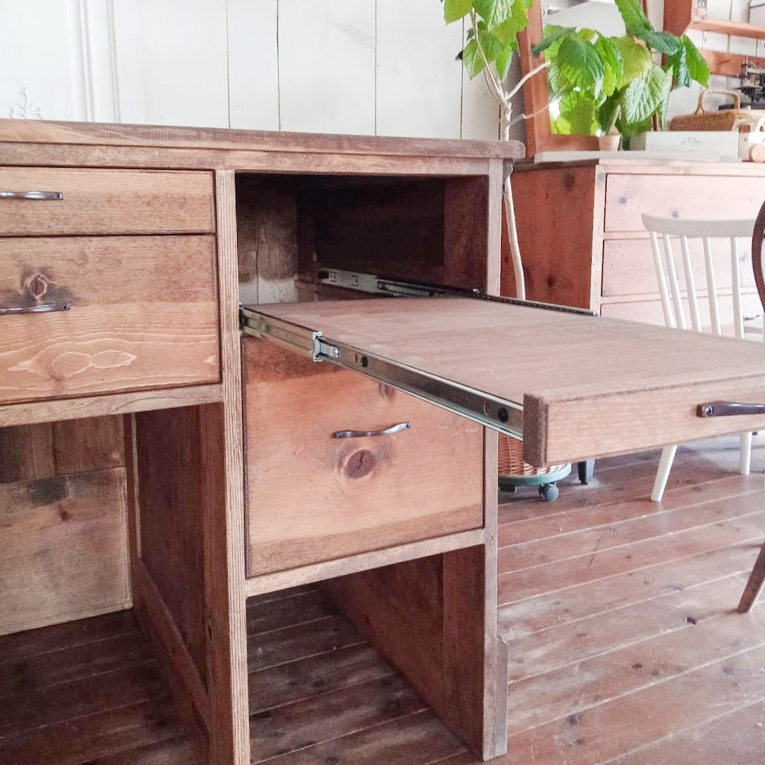 鹿児島のお花屋さんに納品した作業カウンターテーブルW1700@大阪東京名古屋