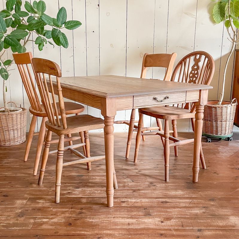 ろくろ脚オークダイニングテーブルW1350グレー色＠大阪東京名古屋